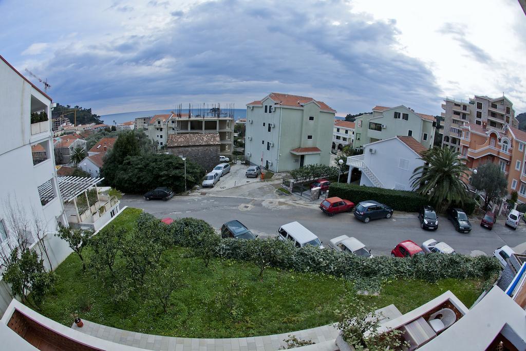 卡塔琳娜公寓酒店 Petrovac 外观 照片