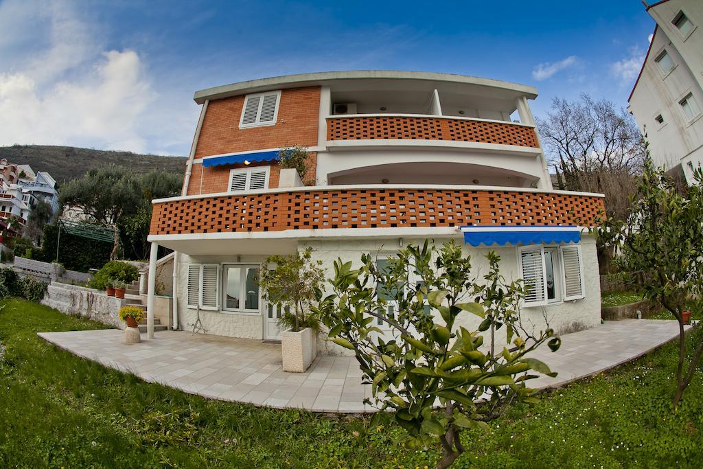 卡塔琳娜公寓酒店 Petrovac 外观 照片